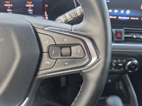 Used 2025 Chevrolet TrailBlazer ACTIV w/ Convenience Package FWD image 22