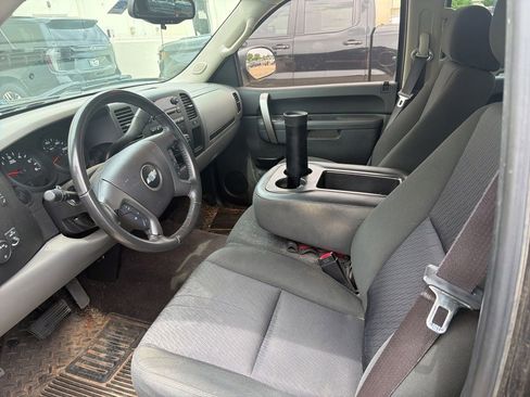 Used 2013 Chevrolet Silverado 1500 LS RWD image 2