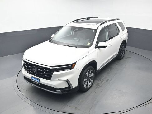 Used 2023 Honda Pilot Elite image 40
