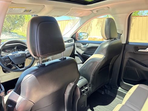 Used 2021 Ford Escape SEL AWD/4WD image 20