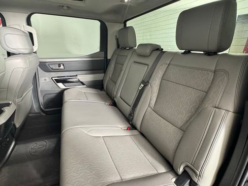 Used 2022 Toyota Tundra Limited AWD/4WD image 30