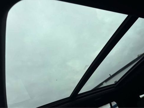 Used 2023 Chevrolet Suburban RST w/ Luxury Package image 24