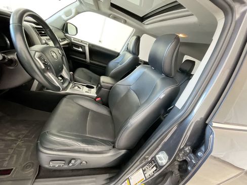 Used 2016 Toyota 4Runner Limited AWD/4WD image 11