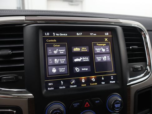 Used 2018 RAM 1500 Laramie w/ Convenience Group AWD/4WD image 58
