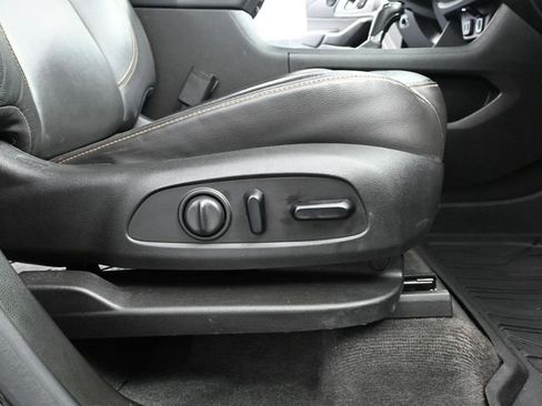 Used 2020 Chevrolet Traverse LT w/ Driver Confidence II Package AWD/4WD image 51