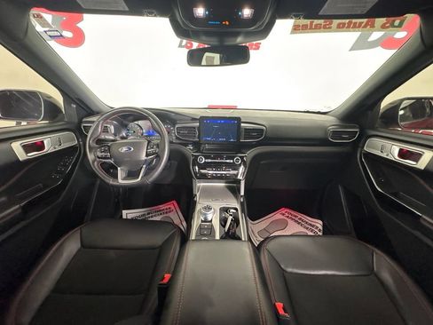 Used 2023 Ford Explorer ST-Line AWD/4WD image 36