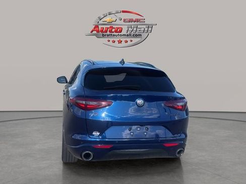 Used 2021 Alfa Romeo Stelvio Ti w/ Nero Edizione image 4