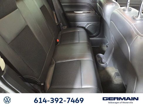 Used 2015 Jeep Compass Latitude image 18