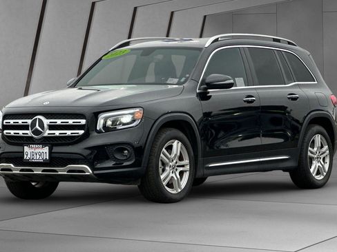 Used 2023 Mercedes-Benz GLB 250 4MATIC image 8