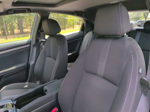 Used 2019 Honda Civic EX image 22