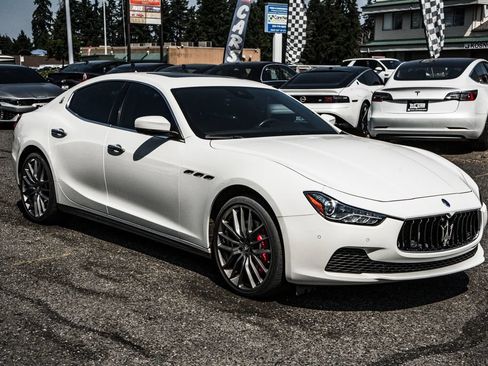 Used 2017 Maserati Ghibli S RWD image 4
