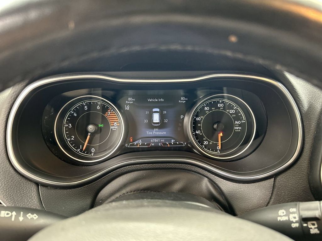Used 2021 Jeep Cherokee Limited AWD/4WD image 13