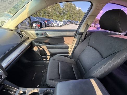 Used 2015 Subaru Legacy 2.5i Premium AWD/4WD image 20