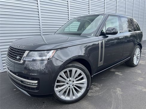 New 2025 Land Rover Range Rover SE AWD/4WD image 1