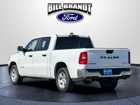 Used 2025 RAM 1500 Big Horn AWD/4WD image 5