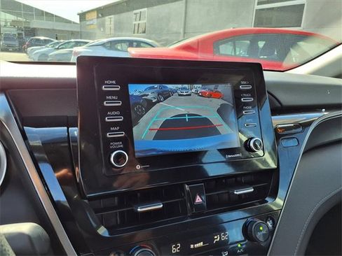 Used 2024 Toyota Camry LE image 19