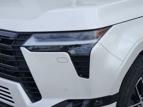 Used 2025 Lexus GX 550 AWD/4WD image 6
