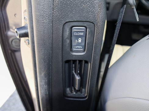 Used 2019 Honda Odyssey EX-L image 18