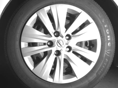 Used 2025 Nissan Sentra S FWD image 12