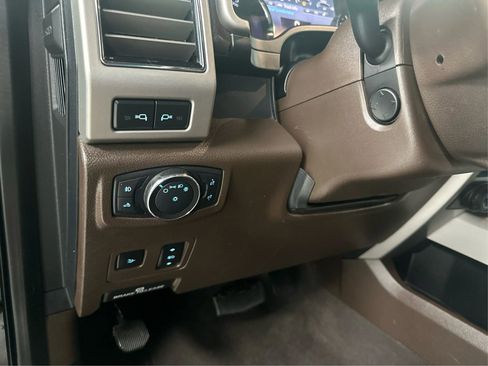 Used 2021 Ford F350 King Ranch w/ Snow Plow Prep Package image 19