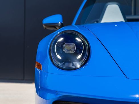 New 2026 Porsche 911 Carrera image 22