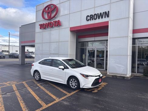 Used 2024 Toyota Corolla LE FWD image 1