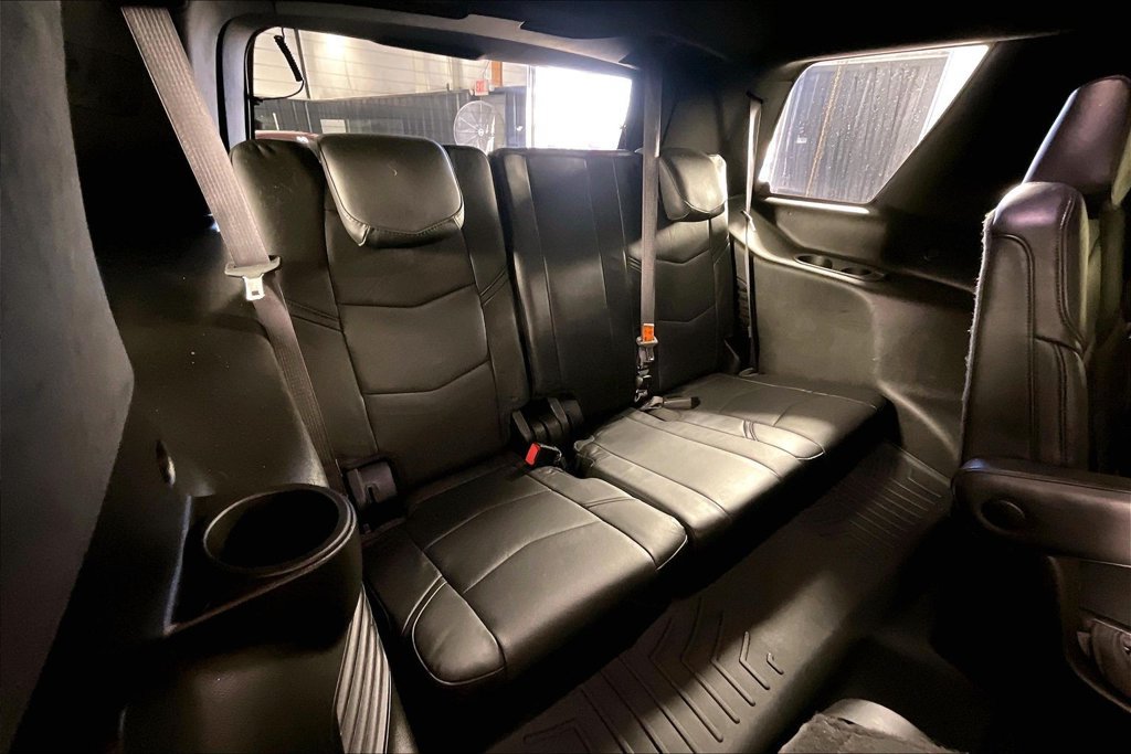 Used 2016 Cadillac Escalade Platinum AWD/4WD image 36