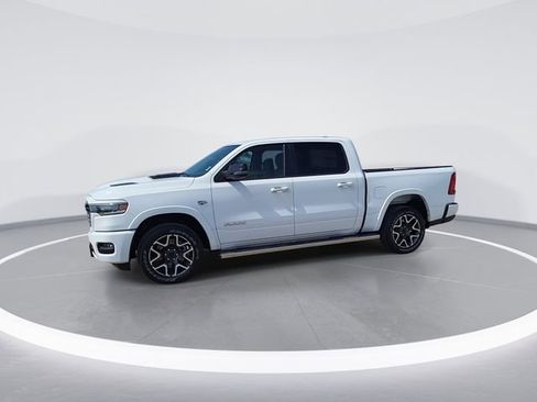 New 2026 RAM 1500 Laramie AWD/4WD image 4