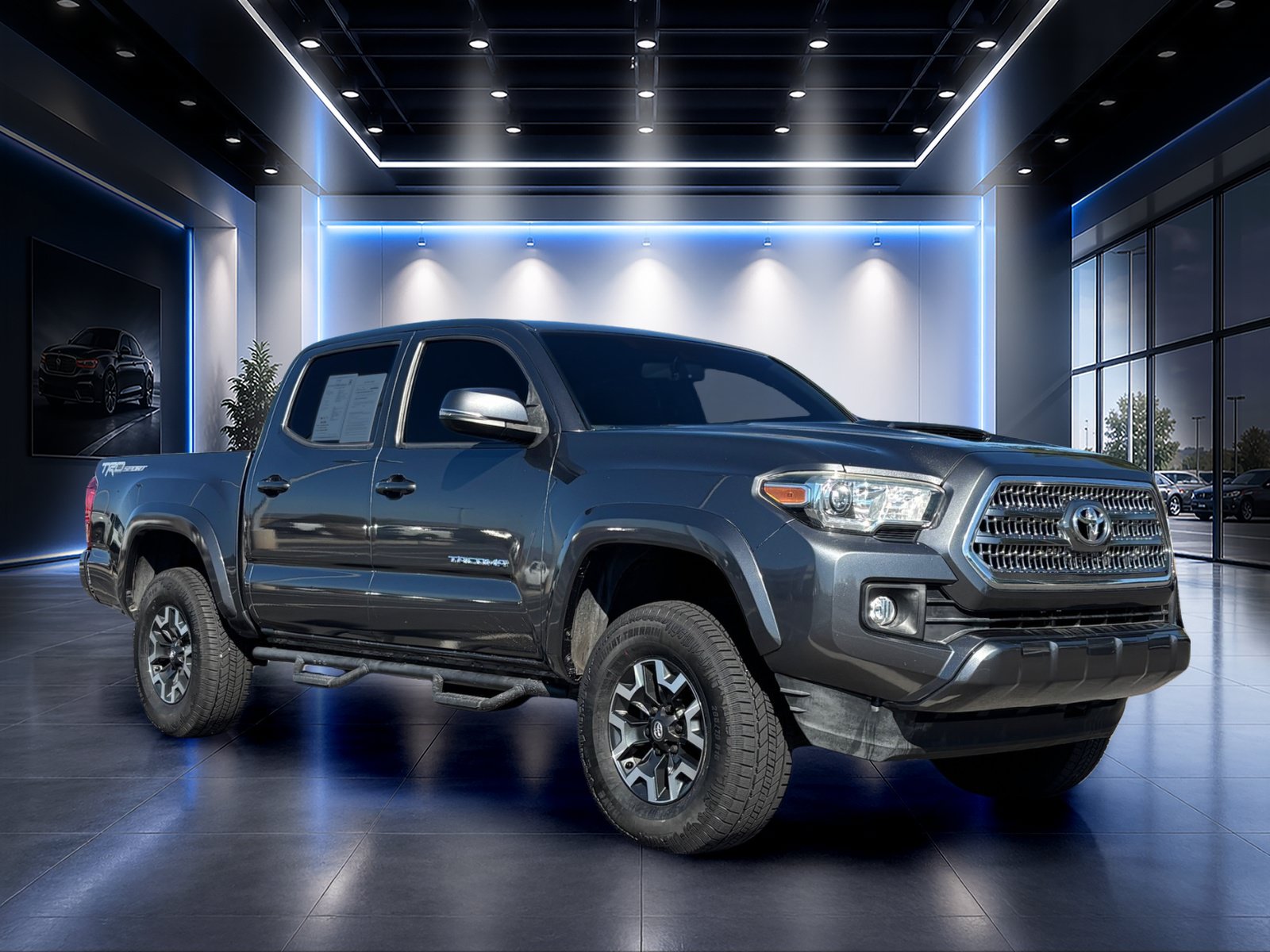 Used 2017 Toyota Tacoma TRD Sport RWD image 2