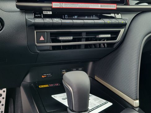 New 2026 Toyota Camry SE FWD image 27