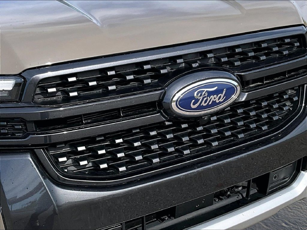 Used 2025 Ford Ranger Lariat w/ Convenience Package AWD/4WD image 20