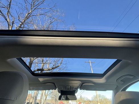 Used 2018 Mercedes-Benz GLE 350 4MATIC image 10