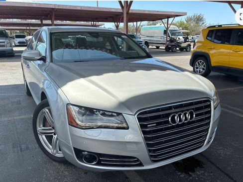 Used 2013 Audi A8 L 4.0T image 1