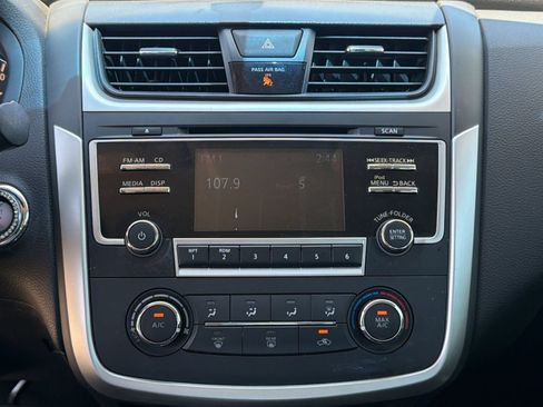 Used 2017 Nissan Altima 2.5 S w/ Power Driver Seat Package FWD image 17