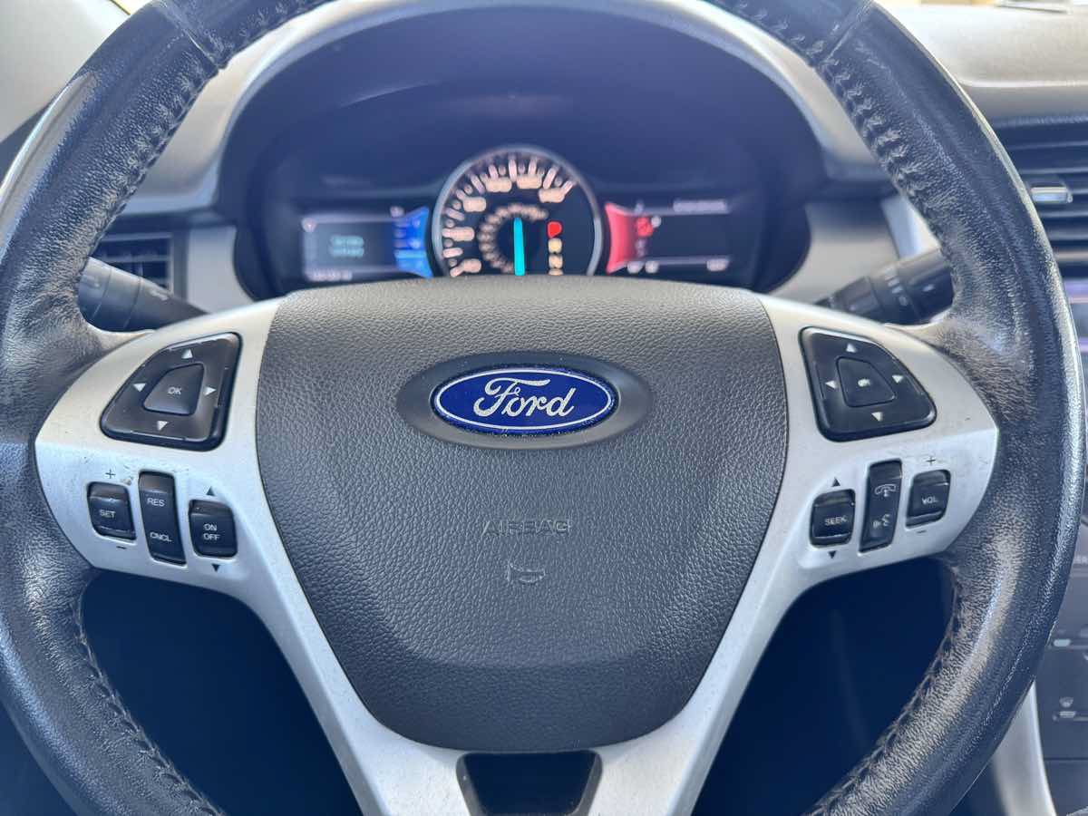 Used 2013 Ford Edge SEL FWD image 43
