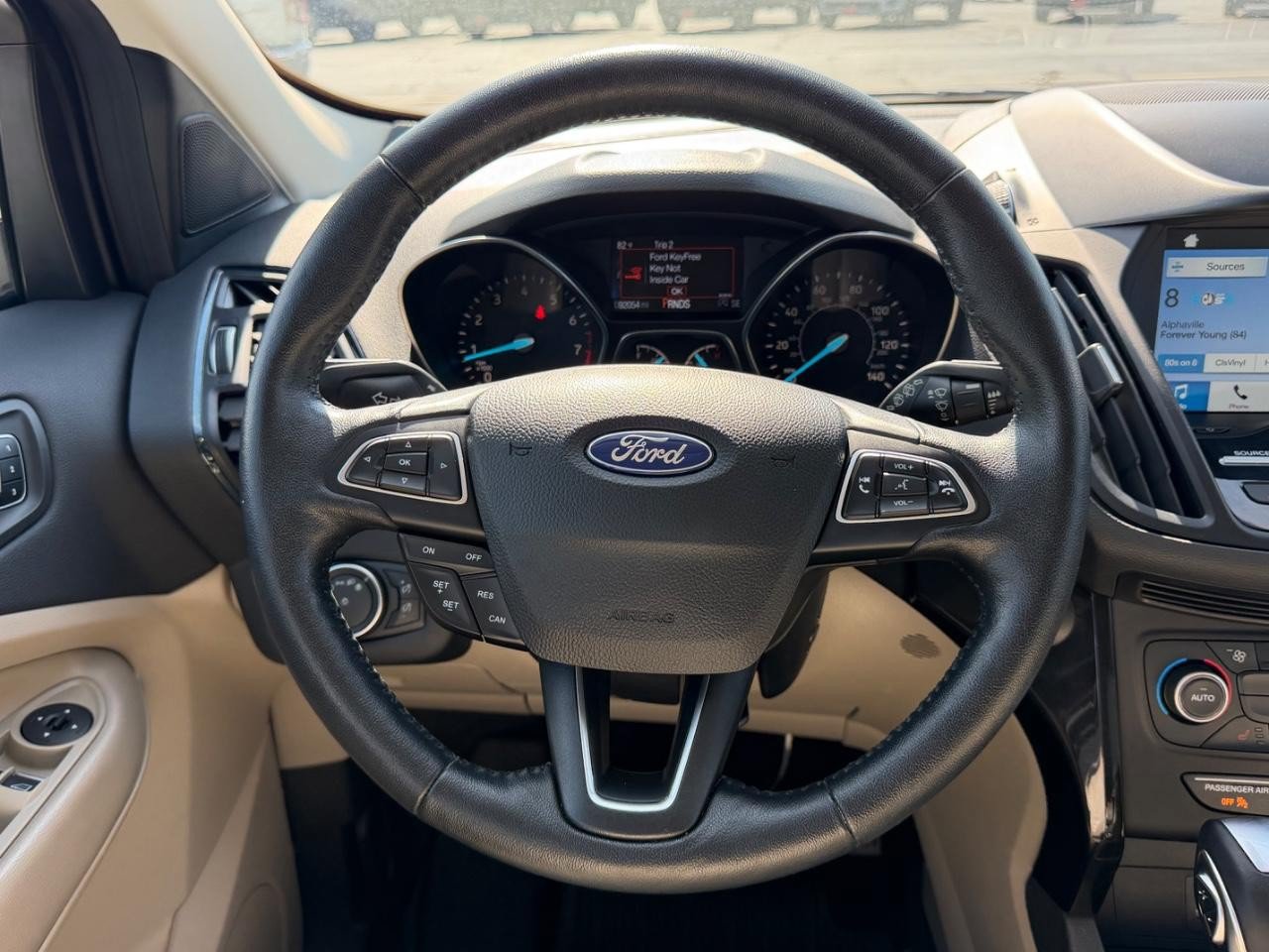 Used 2019 Ford Escape Titanium FWD image 13