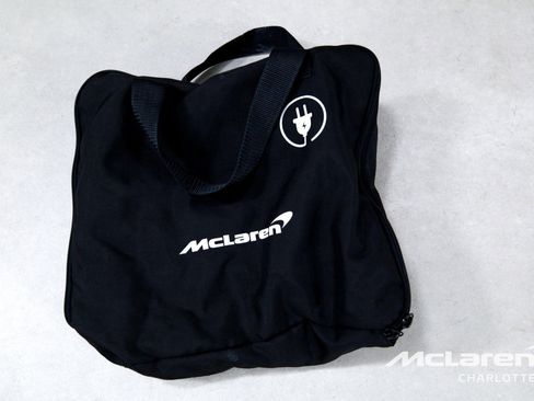 Used 2025 McLaren Artura Spider image 23