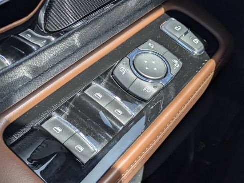 Used 2020 Lincoln Aviator Reserve w/ Equipment Group 201A AWD/4WD image 29