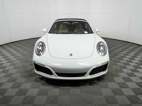 Certified 2018 Porsche 911 Carrera 4S image 34