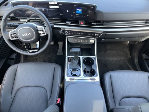 New 2026 Kia Carnival SX w/ SX Dark Edition Package image 3