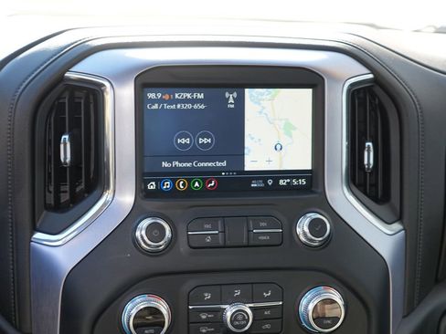 Used 2019 GMC Sierra 1500 SLT w/ SLT Premium Plus Package AWD/4WD image 23