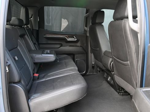 Used 2024 GMC Sierra 1500 SLT image 21