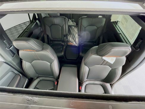 New 2025 Honda Pilot TrailSport image 8