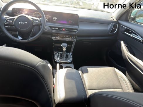 New 2026 Kia Seltos EX FWD image 24