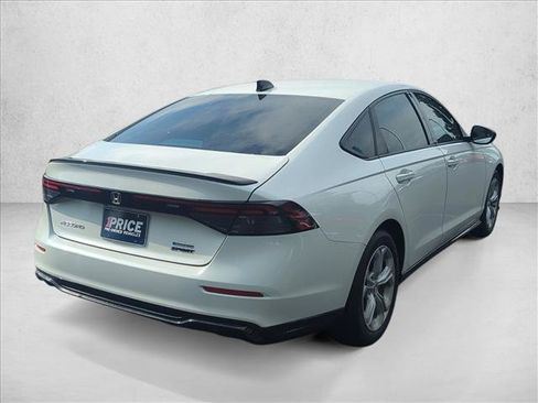 Used 2024 Honda Accord Sport image 5