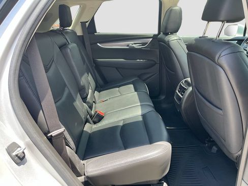 Used 2018 Cadillac XT5 Premium Luxury FWD image 30