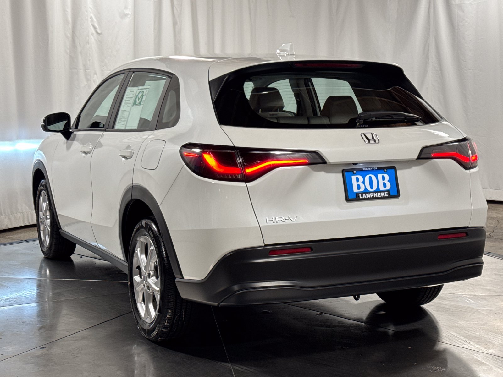 Certified 2024 Honda HR-V LX image 9