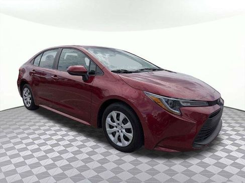Used 2024 Toyota Corolla LE FWD image 1