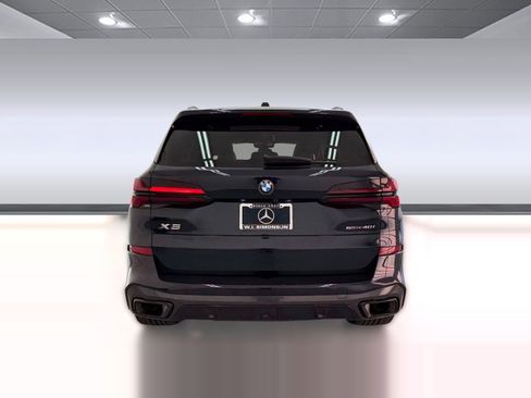 Used 2024 BMW X5 sDrive40i w/ M Sport Package RWD image 9