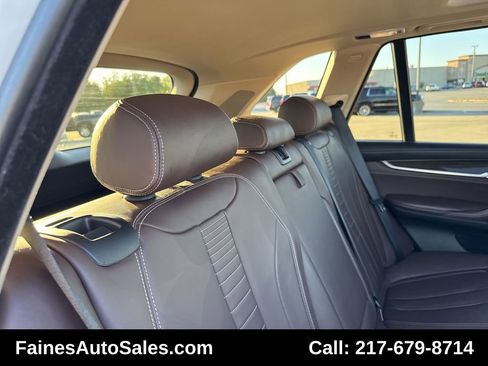Used 2015 BMW X5 xDrive35d image 44